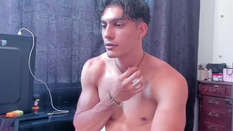 Snapshot of alessio_vale chatting on 05.24.26 alessio Vale online show from 05.24.26
