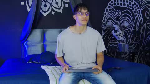 Alessio online show from 12.17.25