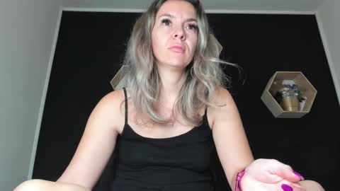 alesys69 online show from 10.12.25