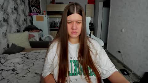 Aletta Oushen online show from 11.11.25