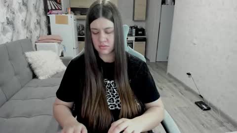 Aletta Oushen online show from 11.30.25