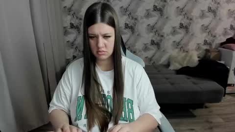 Aletta Oushen online show from 02.26.26