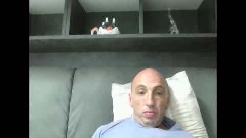 alex120475 online show from 10.22.25