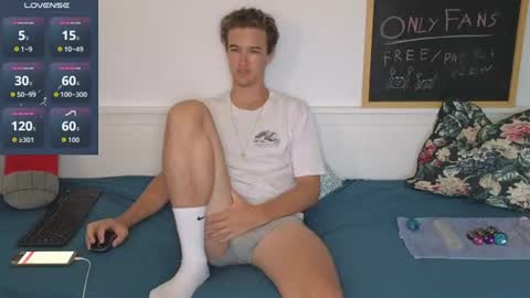 Alex83530 online show from 07.30.26