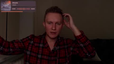 Snapshot of alex_amazing chatting on 10.10.25 Alex Amazing online show from 10.10.25