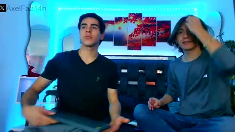 Snapshot of alex_and_fabian chatting on 01.09.25 sneider online show from 01.09.25