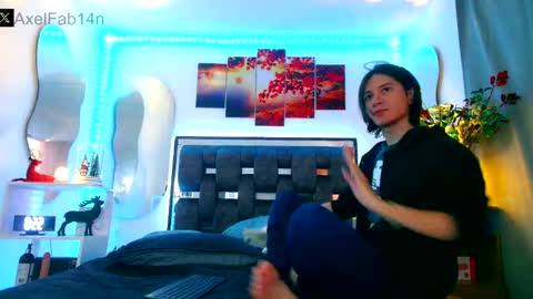 Snapshot of alex_and_fabian chatting on 01.12.25 sneider online show from 01.12.25