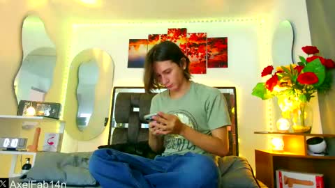 Snapshot of alex_and_fabian chatting on 02.09.25 sneider online show from 02.09.25