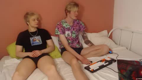Alex  miller  and Oliver sweet  online show from 05.10.26