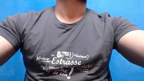 Snapshot of alex_blu chatting on 10.19.25 Alex online show from 10.19.25