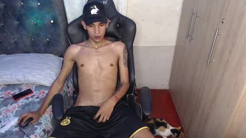 Snapshot of alex_diorrr chatting on 01.30.25 Alex online show from 01.30.25