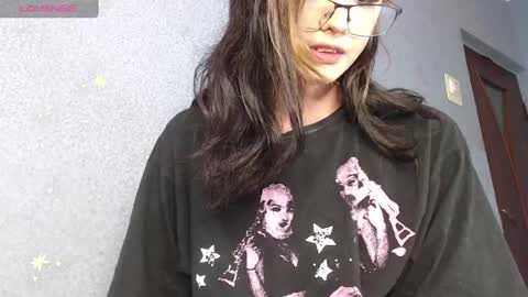 CorneliaLia inst  online show from 01.27.25