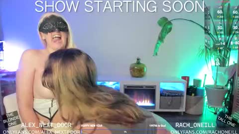 Snapshot of alex_nextdoor chatting on 12.22.25 Alex online show from 12.22.25