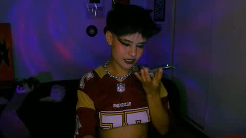 Snapshot of alex_one888 chatting on 10.24.25 Alex online show from 10.24.25