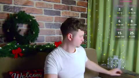 Snapshot of alex_onelove chatting on 12.22.25 Alex online show from 12.22.25