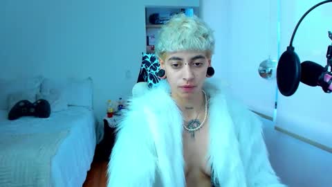 Residente0xxx online show from 02.11.26