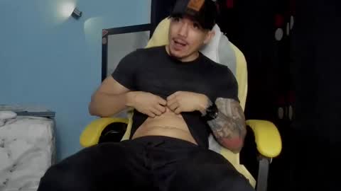 Snapshot of alex_sthorm chatting on 10.28.25 alex_sthorm online show from 10.28.25