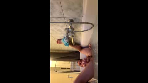 Snapshot of alex_vlad chatting on 11.30.25 Alexandru online show from 11.30.25