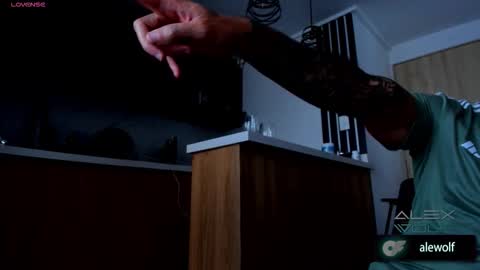 Alex Wolf online show from 03.26.26