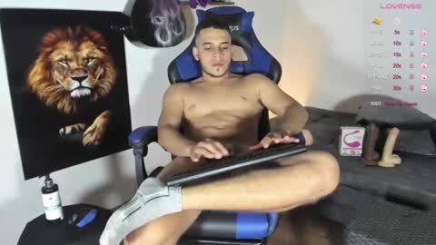 Snapshot of alex_woll11 chatting on 02.05.25 Alex Woll online show from 02.05.25