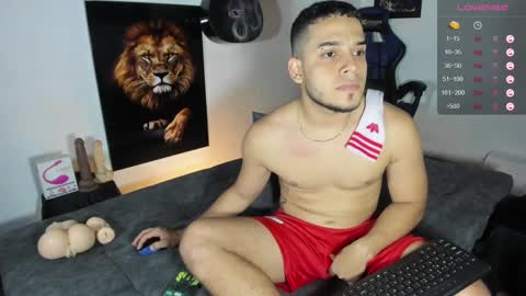 Snapshot of alex_woll11 chatting on 03.11.25 Alex Woll online show from 03.11.25