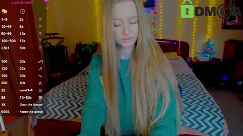 Snapshot of alexa_glory chatting on 01.07.25 Alexa online show from 01.07.25