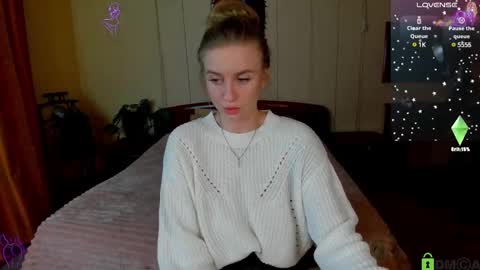 Snapshot of alexa_glory chatting on 03.01.25 Alexa online show from 03.01.25