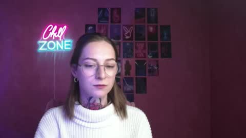 Snapshot of alexa_kittie chatting on 01.08.26 Alexa online show from 01.08.26