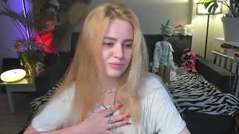 Snapshot of alexa_pirs chatting on 07.18.26 alexa_pirs online show from 07.18.26