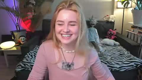 Snapshot of alexa_pirs chatting on 07.19.26 alexa_pirs online show from 07.19.26