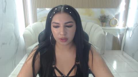 Snapshot of alexa_s1 chatting on 05.08.26 Alexa online show from 05.08.26