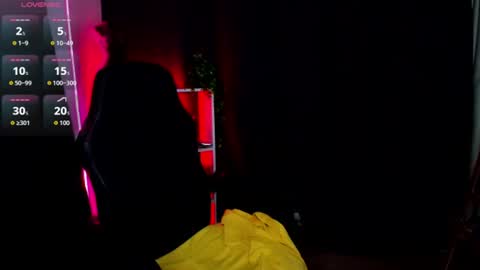 Snapshot of alexa_temptress chatting on 06.12.26 Alexa online show from 06.12.26