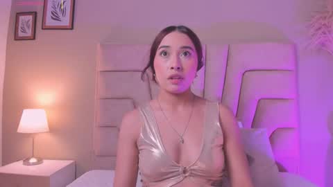 Snapshot of alexaa_foxx_ chatting on 12.02.25 Alexa Fox online show from 12.02.25