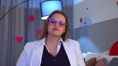 AlexaAvery online show from 07.08.26