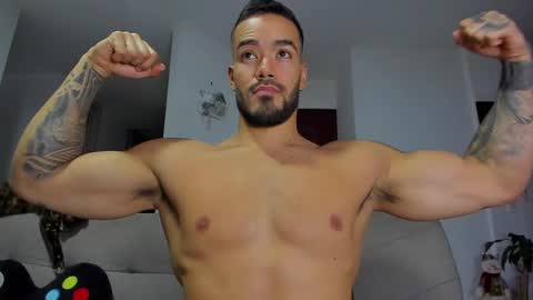 Onlyfansalexmartinezwb  Instagram alexwbmartinez  Twitter martinezcb937 online show from 12.14.24