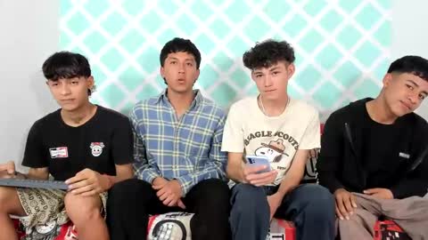 chicos hot online show from 01.22.25