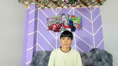 chicos hot online show from 02.25.25