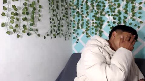 chicos hot online show from 09.12.25