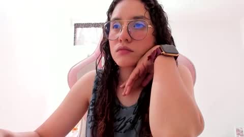 Snapshot of alexandra_clauss chatting on 12.13.25 alexandra clauss online show from 12.13.25