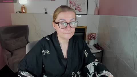 Alexandra online show from 01.31.25