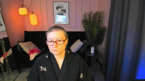 Alexandra online show from 04.05.26