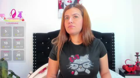 Snapshot of alexandra_torress chatting on 07.28.26 alexandra online show from 07.28.26