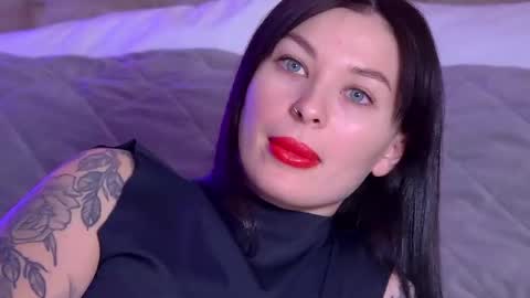 AlexandraBloom online show from 02.12.25