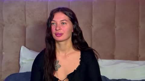 AlexandraBloom online show from 10.06.25