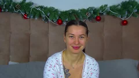 AlexandraBloom online show from 12.14.25