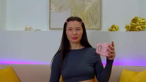 Snapshot of alexandrabloom chatting on 02.10.26 AlexandraBloom online show from 02.10.26