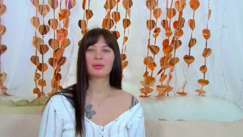 Snapshot of alexandrabloom chatting on 02.15.26 AlexandraBloom online show from 02.15.26