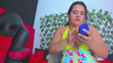 Snapshot of alexandramaravilla chatting on 01.11.25 ALEXANDRA online show from 01.11.25