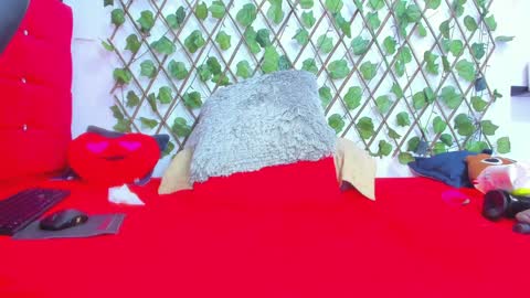 Snapshot of alexandramaravilla chatting on 01.14.25 ALEXANDRA online show from 01.14.25