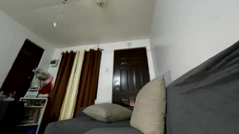 adrianagreyson online show from 11.21.25